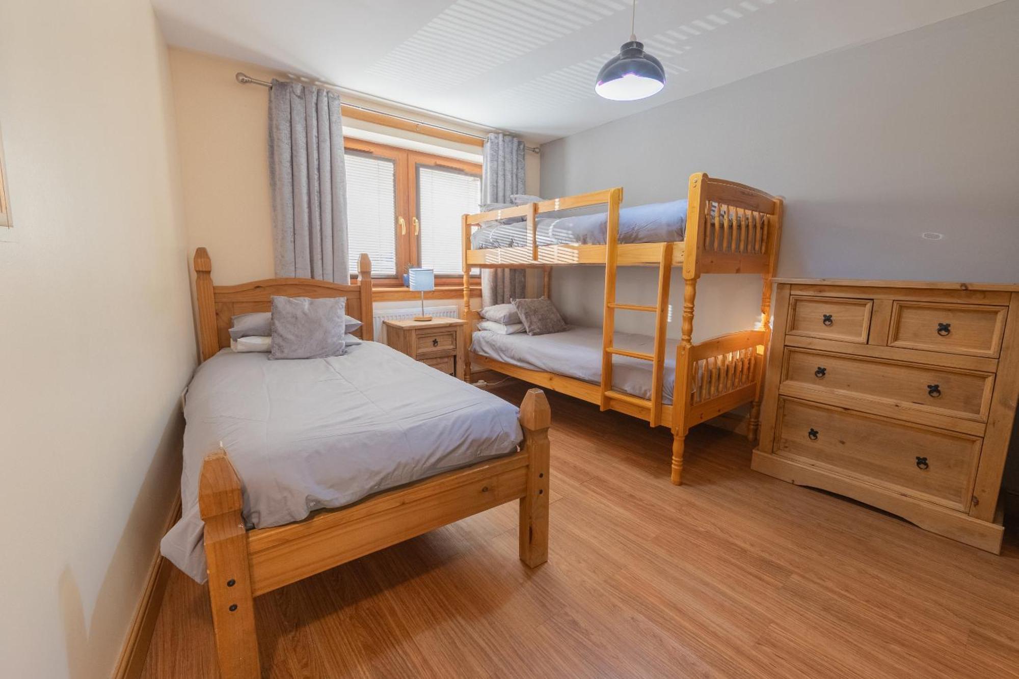 Quay Head View Aparthotel سْترانرير الغرفة الصورة