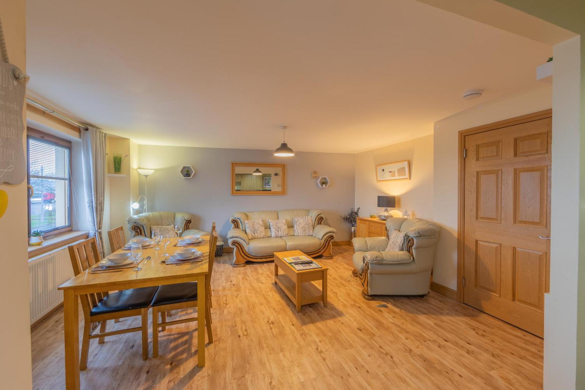 Quay Head View Aparthotel سْترانرير الغرفة الصورة