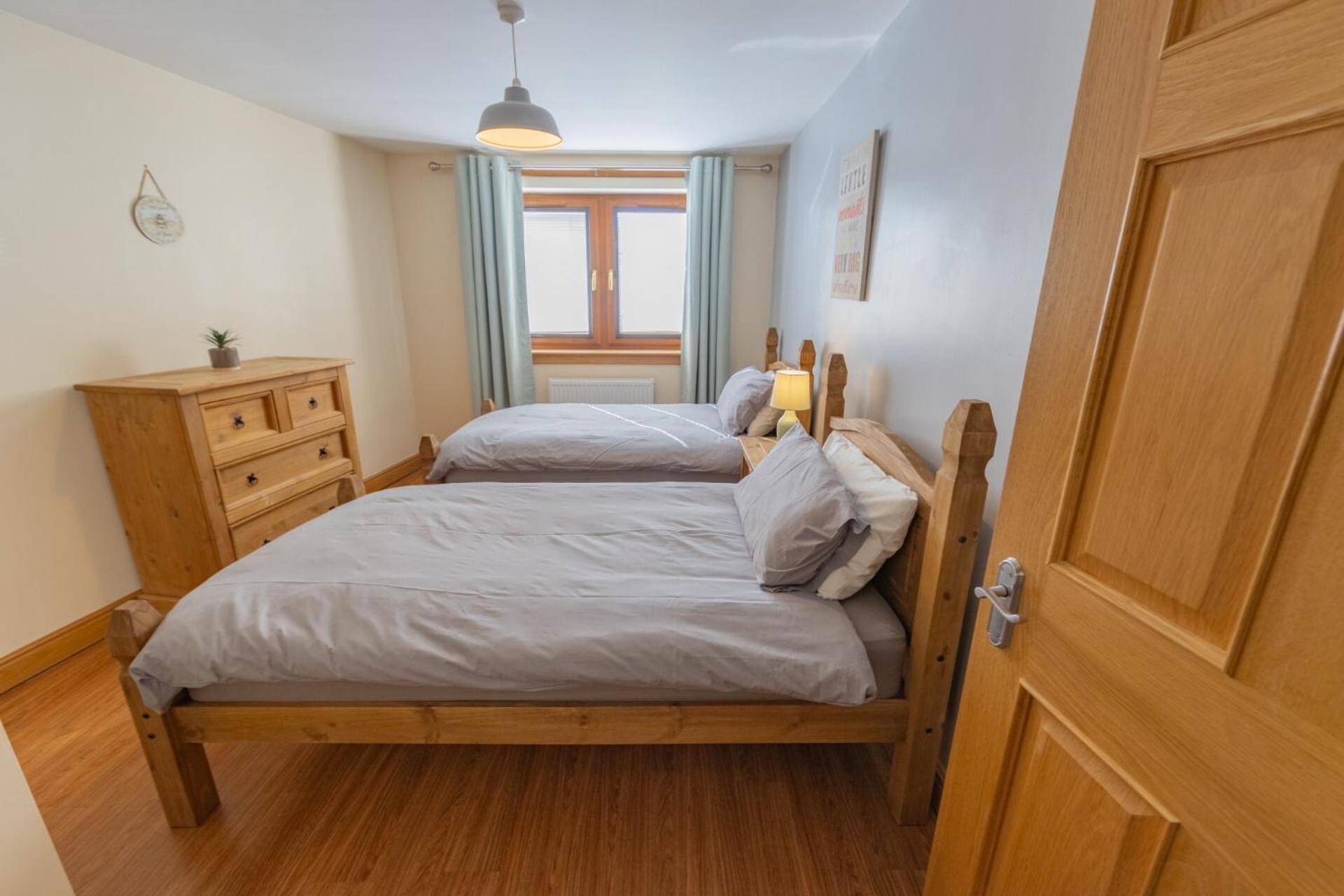 Quay Head View Aparthotel سْترانرير الغرفة الصورة